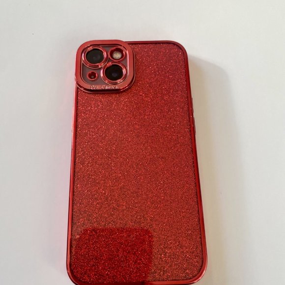 Red iphone 13 256gb unlocked with case and privacy screen protector - Picture 4 of 9